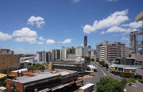 Sedgebrook On Leichhardt - Accommodation Noosa 1