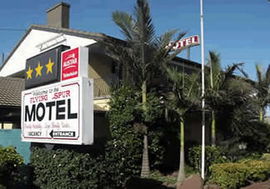 Flying Spur Motel - Accommodation Noosa 0