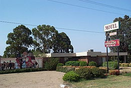 Coach Lamp Motel - Accommodation Noosa 0