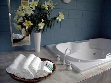 The Bay Motel - Safety Beach - Accommodation Noosa 1
