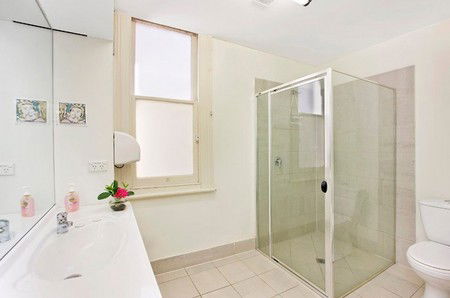 Cambridge Lodge - Accommodation Noosa 3