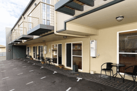 Best Western Beaches Apartments - Accommodation Noosa 2