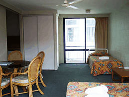 Club Surfers - Accommodation Noosa 1