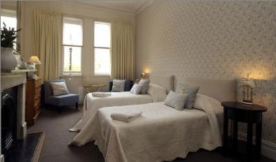 The Russell Hotel - Accommodation Noosa 1