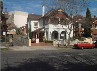 Mclaren Hotel - Accommodation Noosa 0