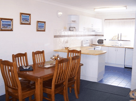 Peninsular Apartments - Accommodation Noosa 4