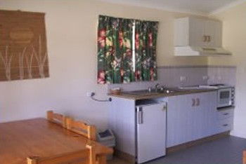 Halliday Bay Resort - Accommodation Noosa 0