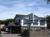 Chalet Motor Inn - Accommodation Noosa 1