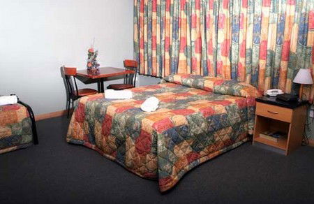 Banksia Motel - Accommodation Noosa 0