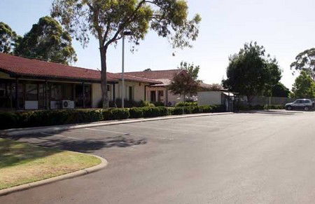 Banksia Motel - Accommodation Noosa 2