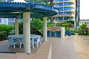 AA Oceana On Broadbeach - Accommodation Noosa 1
