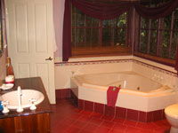 Maz's Retreat - Accommodation Noosa 2