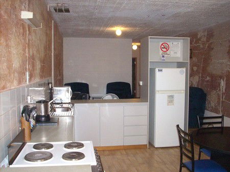 Desert View Apartments - Accommodation Noosa 2