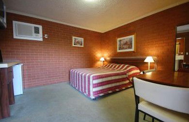 Junction Motor Inn - Accommodation Noosa 2