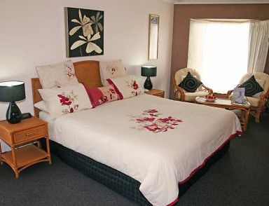 Sapphire Waters Motor Inn - Accommodation Noosa 1