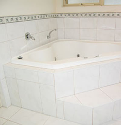 Sanctuary House Resort Motel - Accommodation Noosa 3