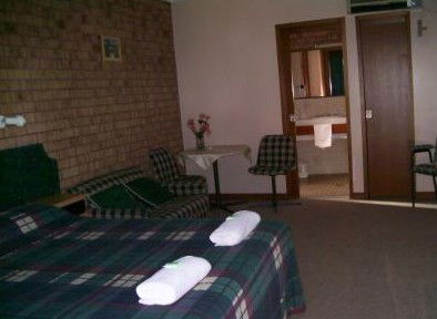 Spa Village Travel Inn - Accommodation Noosa 3