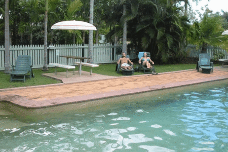 Cane Village Holiday Park - Accommodation Noosa 3
