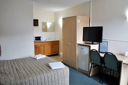 City Centre Motel - Accommodation Noosa 4