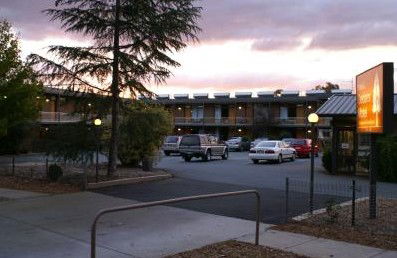 Red Chief Motel - Accommodation Noosa 0