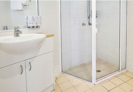 The Brighton: Lake Macquarie - Accommodation Noosa 2