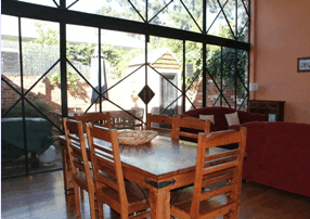 ALN House - Accommodation Noosa 2