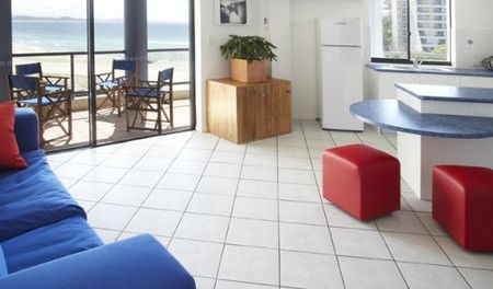 Komune Resorts And Beach Club - Accommodation Noosa 1
