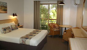 Colonial Village Motel - Accommodation Noosa 0