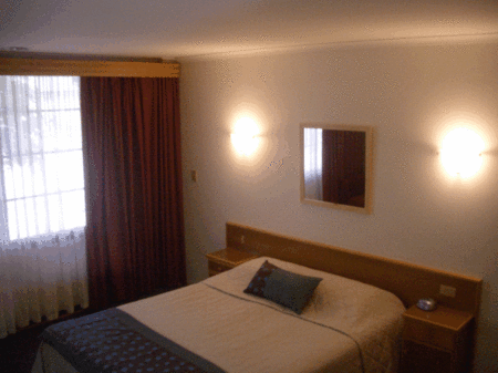 Adelaide Aviators Lodge - Accommodation Noosa 1