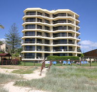 Spindrift On The Beach - Accommodation Noosa