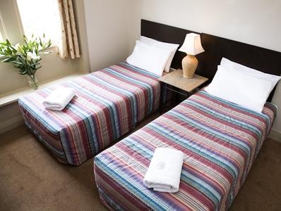 Avoca Lodge - Accommodation Noosa 1