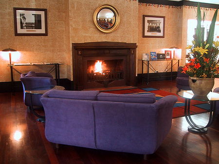 Hotel Kurrajong - Accommodation Noosa 0