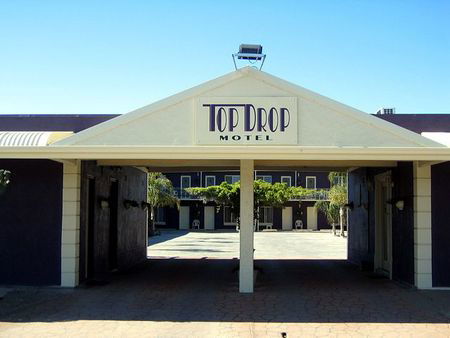 Top Drop Motel - Accommodation Noosa 1