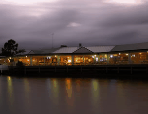 Waterfront Hotel - Accommodation Noosa