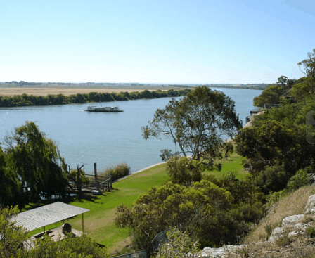 Motel River Bend - Accommodation Noosa 1