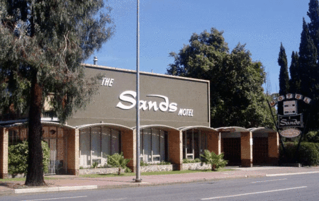 The Sands Motel - Accommodation Noosa