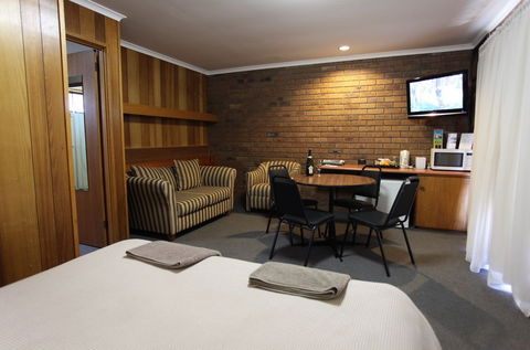 Allara Motor Lodge - Accommodation Noosa 2