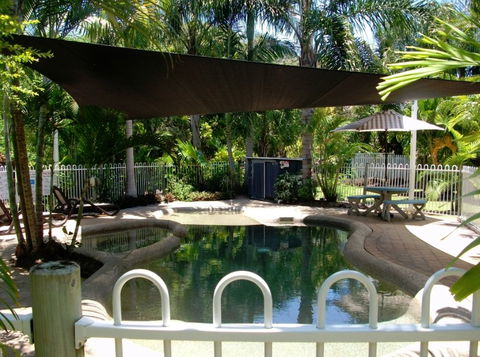 SeaEagles Beach Resort - Accommodation Noosa 2