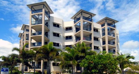 Raffles Mooloolaba - Accommodation Noosa 0