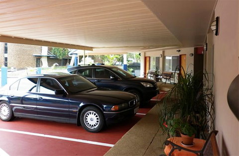 City Centre Motel - Accommodation Noosa 2