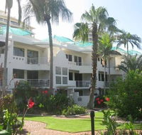 Camargue Beachfront Apartments - Accommodation Noosa