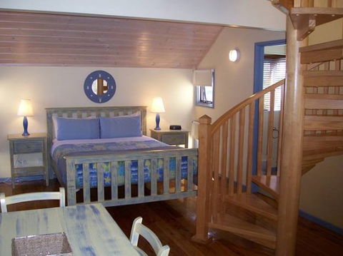 Rayville Boat Houses - Accommodation Noosa 2