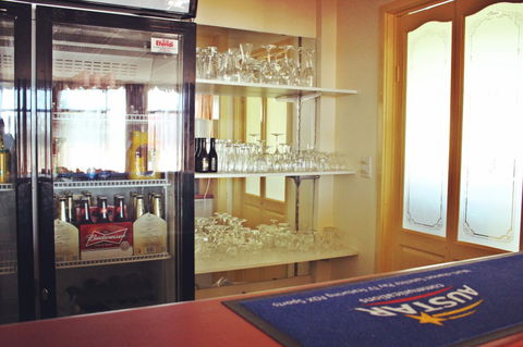 Armidale Motel - Accommodation Noosa 2