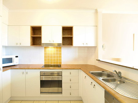 Oaks Seaforth Resort - Accommodation Noosa 2