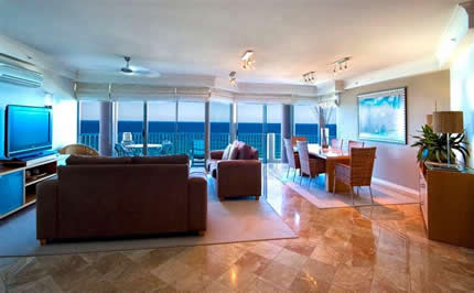 AA Oceana On Broadbeach - Accommodation Noosa 8