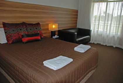 Red Cedars Motel - Accommodation Noosa 0