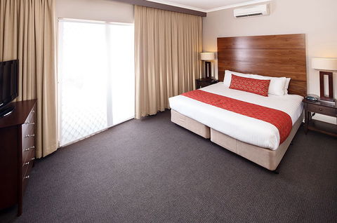 Quality Hotel Dickson - Accommodation Noosa 2