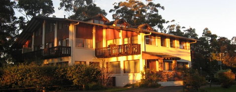 Chalet Swisse Spa Retreat - Accommodation Noosa 4