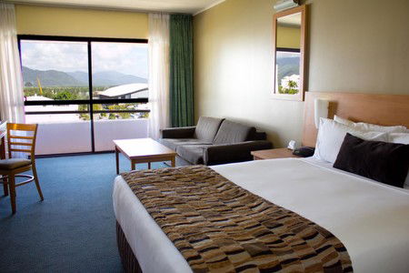 Rydges Plaza Cairns - Accommodation Noosa 3