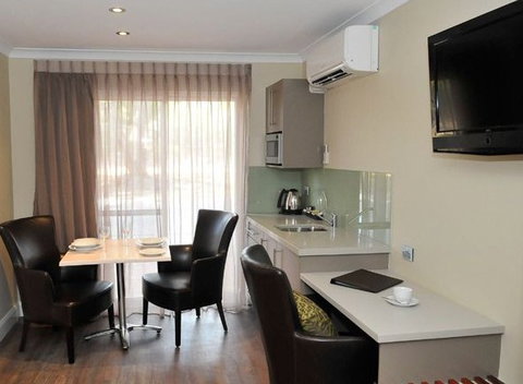 Bentley Motel - Accommodation Noosa 2